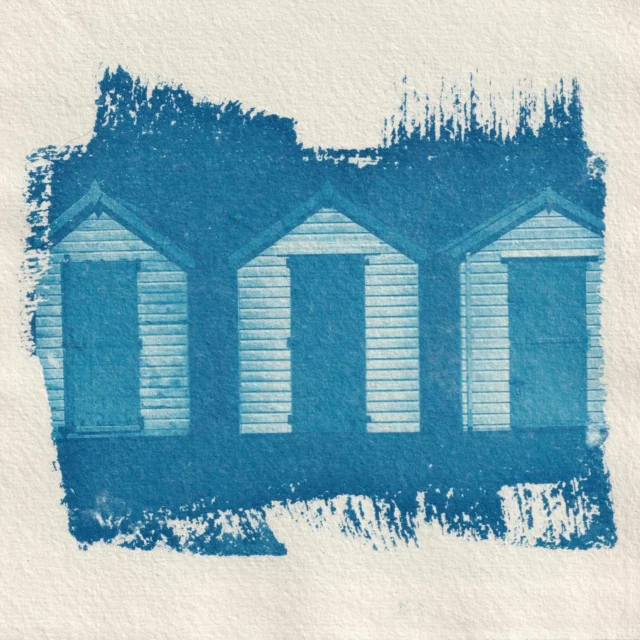 #BeachHuts

Check out my website, link in bio. Prints and originals available to purchase.

#Cyanotype #cyanotypeprint #cyanotypeprocess #cyanotypeart #cyanotypeartist #cyanotypephotography #cyanotypeprinting